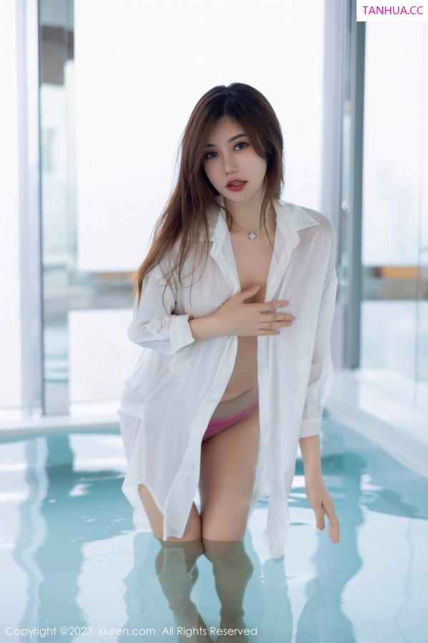 綺裡嘉 绮里嘉 [XiuRen]高清写真图 2023.09.08 No.7358 绮里嘉ula 御姐美腿第75张图片